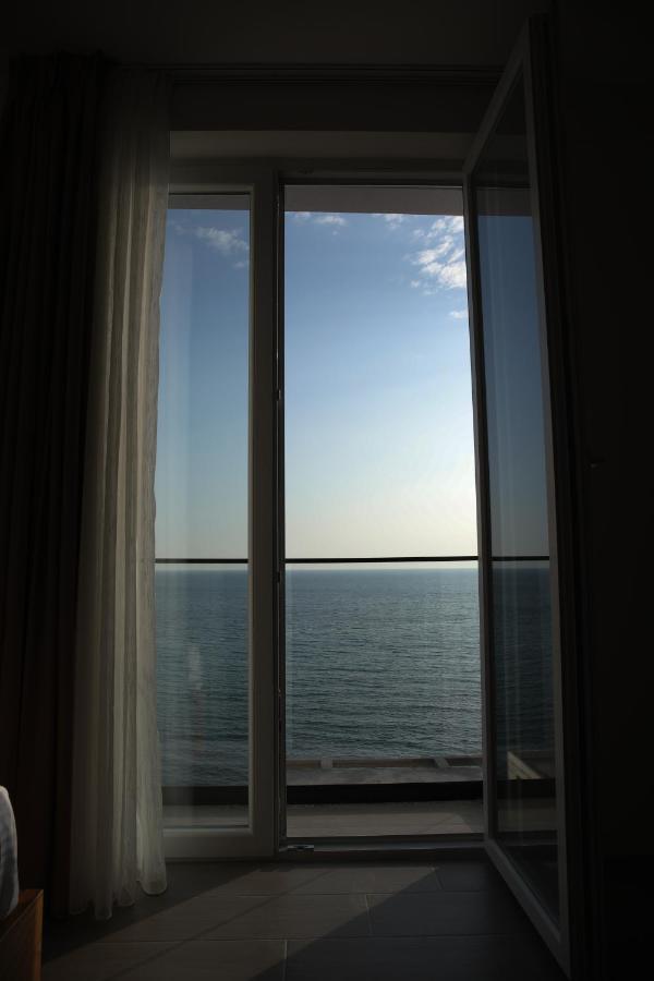 Serenity In Hotel Lezhë Exterior foto